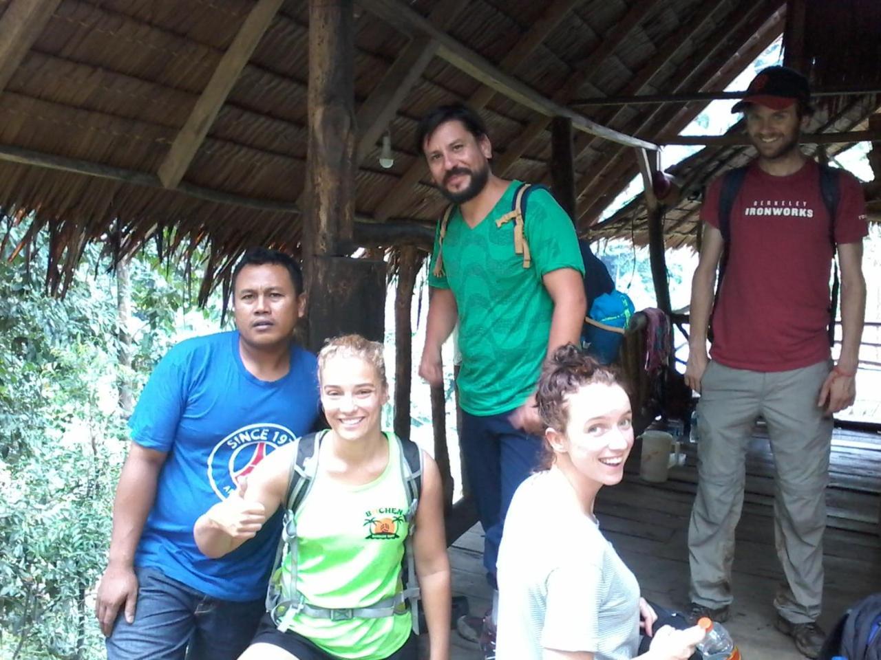 Orang Utan Treking Sumatra & Lovely Jungle Only Book If Are Treking With Us * Bukit Lawang